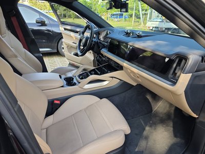 PORSCHE CAYENNE - 5