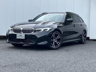 2025 BMW 3 SERIES photo 1