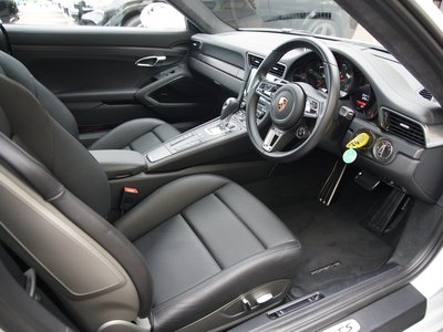 PORSCHE 911 - 10