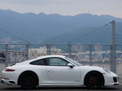 PORSCHE 911 - 5