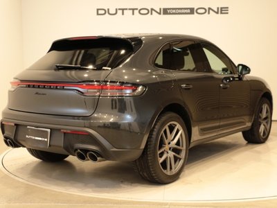 PORSCHE MACAN - 9