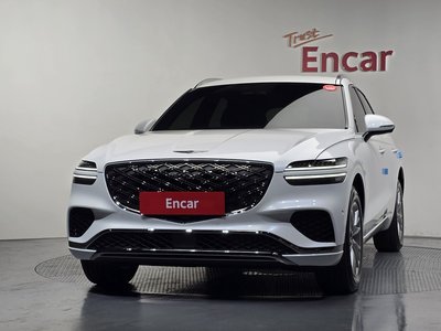 صورة 2 لـ 2024 Genesis GV70
