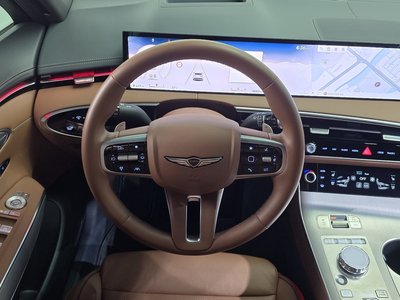 2024 Genesis GV70 thumbnail 19
