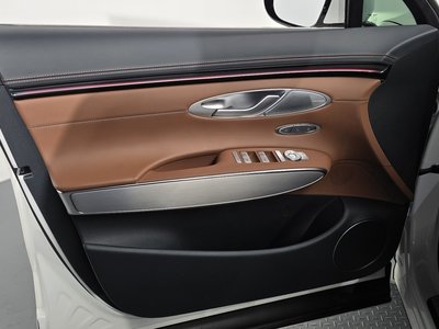 2024 Genesis GV70 thumbnail 14