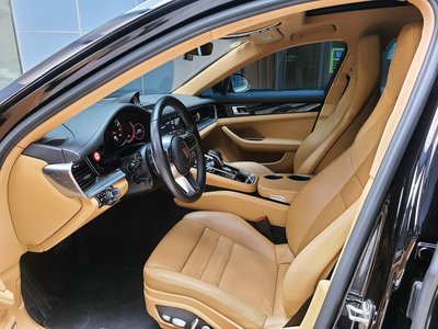 PORSCHE PANAMERA - 3
