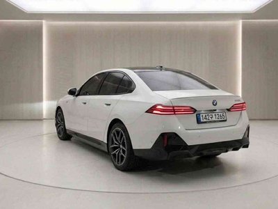 BMW 5 SERIES - 3