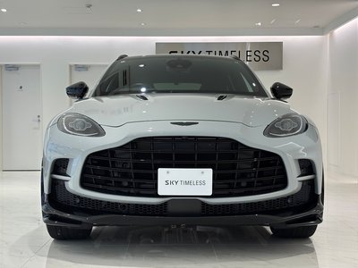 ASTON MARTIN DBX - 5