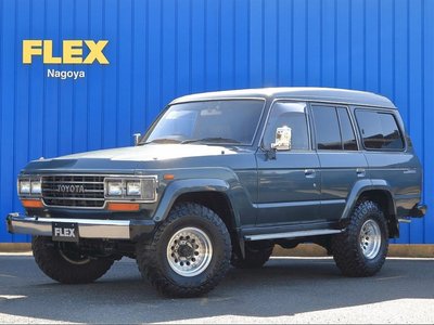 TOYOTA LAND CRUISER 60 - 1