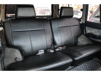 TOYOTA LAND CRUISER 60 - 7