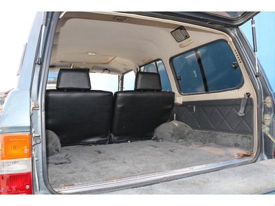 TOYOTA LAND CRUISER 60 - 8