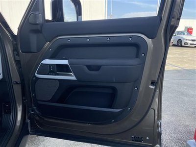 صورة مصغرة 22 لـ 2021 LAND Rover DEFENDER