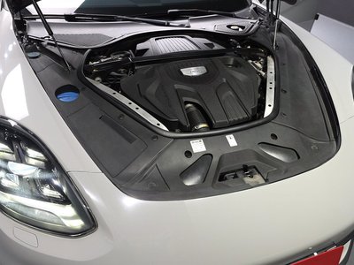 PORSCHE PANAMERA - 7