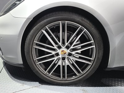 PORSCHE PANAMERA - 6