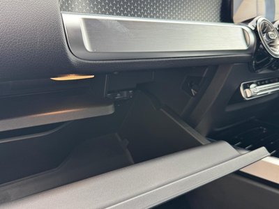 2025 Mercedes-BENZ EQB — миниатюра 16