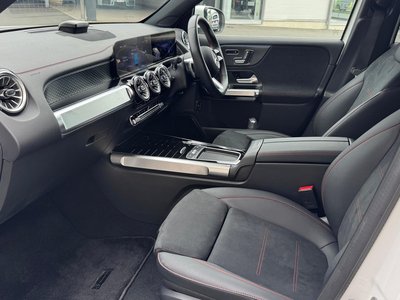 2025 Mercedes-BENZ EQB — фото 10