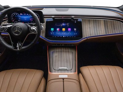 MERCEDES-BENZ E-CLASS - 5
