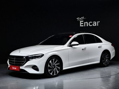 MERCEDES-BENZ E-CLASS - 1