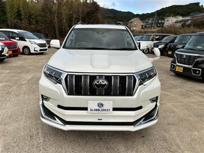 TOYOTA LAND CRUISER PRADO - 10