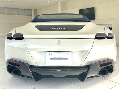 FERRARI ROMA SPIDER - 8