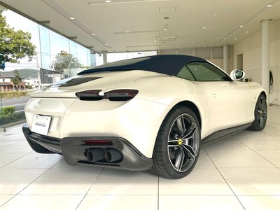 FERRARI ROMA SPIDER - 6
