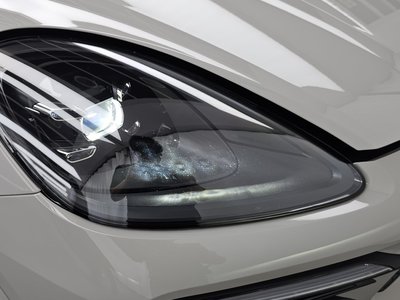 PORSCHE CAYENNE - 9