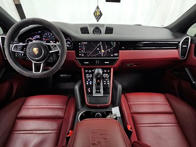 PORSCHE CAYENNE - 5