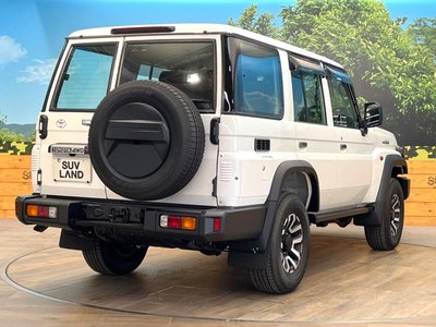 2025 Toyota LAND CRUISER 70 — миниатюра 17