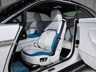 ROLLS-ROYCE SPECTRE - 10