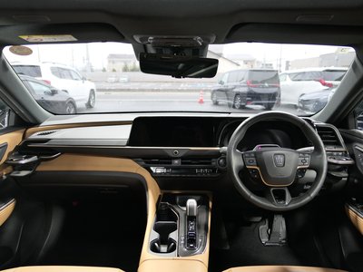 TOYOTA CROWN SPORT - 6