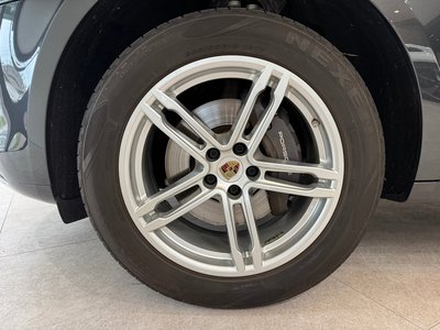 2022 Porsche MACAN 照片 9