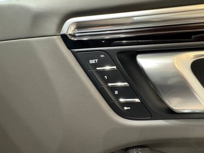 2022 Porsche MACAN 缩略图 19