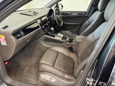 2022 Porsche MACAN 缩略图 12