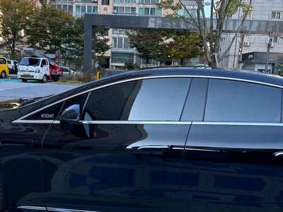 MERCEDES-BENZ EQE - 2