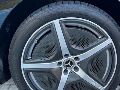 MERCEDES-BENZ EQE - 7