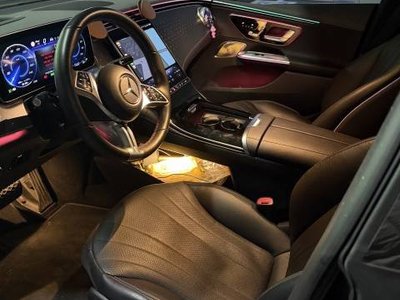 MERCEDES-BENZ EQE - 10