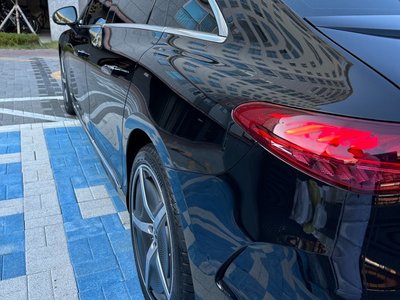 MERCEDES-BENZ EQE - 6