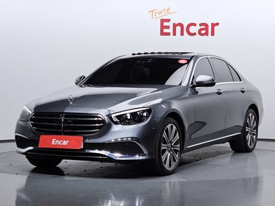 MERCEDES-BENZ E-CLASS - 1