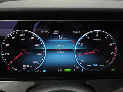 MERCEDES-BENZ E-CLASS - 8