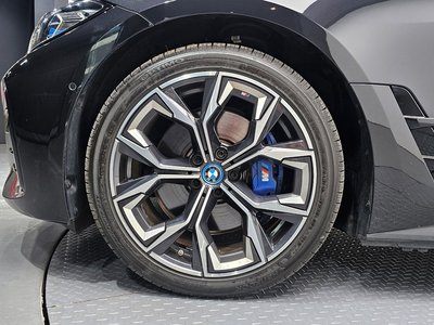 BMW I4 - 6