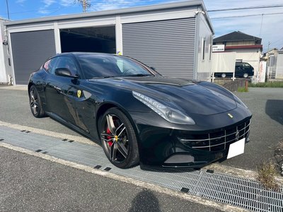FERRARI FF - 8