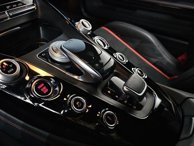 MERCEDES-BENZ GT AMG - 9