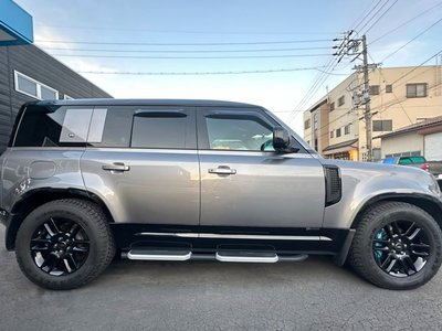 LAND ROVER DEFENDER - 5