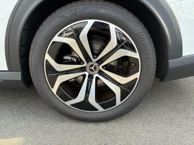 MERCEDES-BENZ E-CLASS - 6