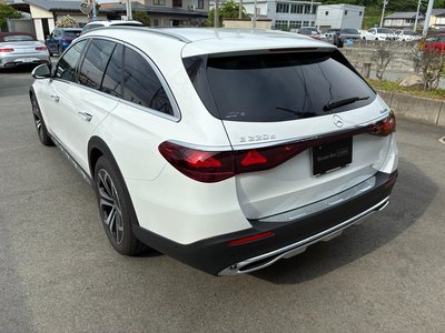 MERCEDES-BENZ E-CLASS - 8