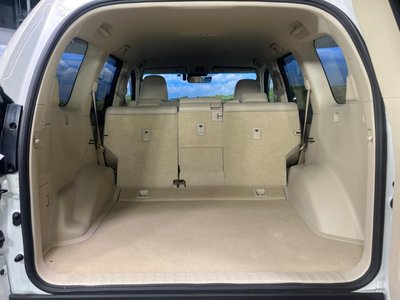 TOYOTA LAND CRUISER PRADO - 10