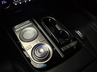 GENESIS G80 (RG3) - 9