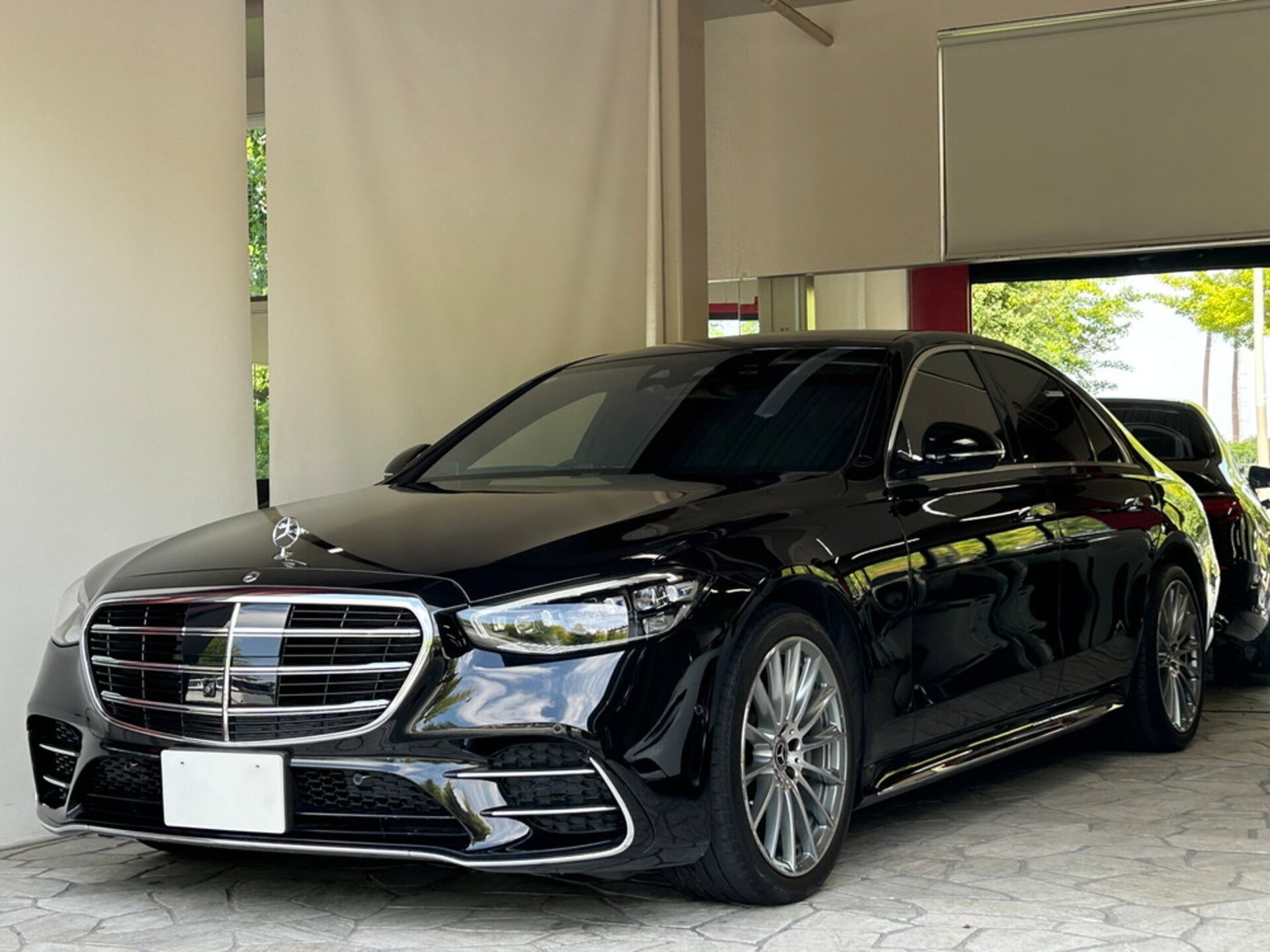 MERCEDES-BENZ S-CLASS - View 1