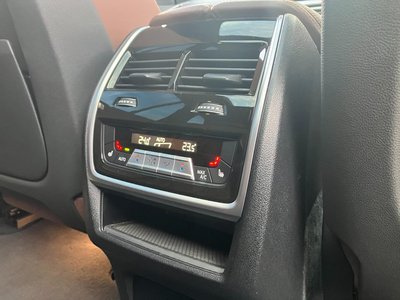 2021 BMW X5 缩略图 143