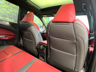صورة مصغرة 38 لـ 2023 Lexus NX