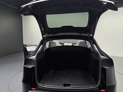 2025 Tesla MODEL Y thumbnail 32